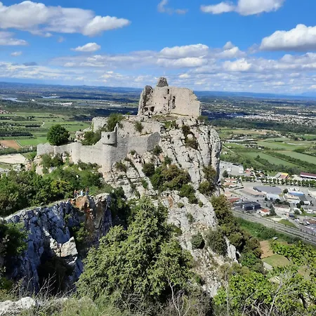 Voie Bleue Bords Du Rhone Bed & Breakfast